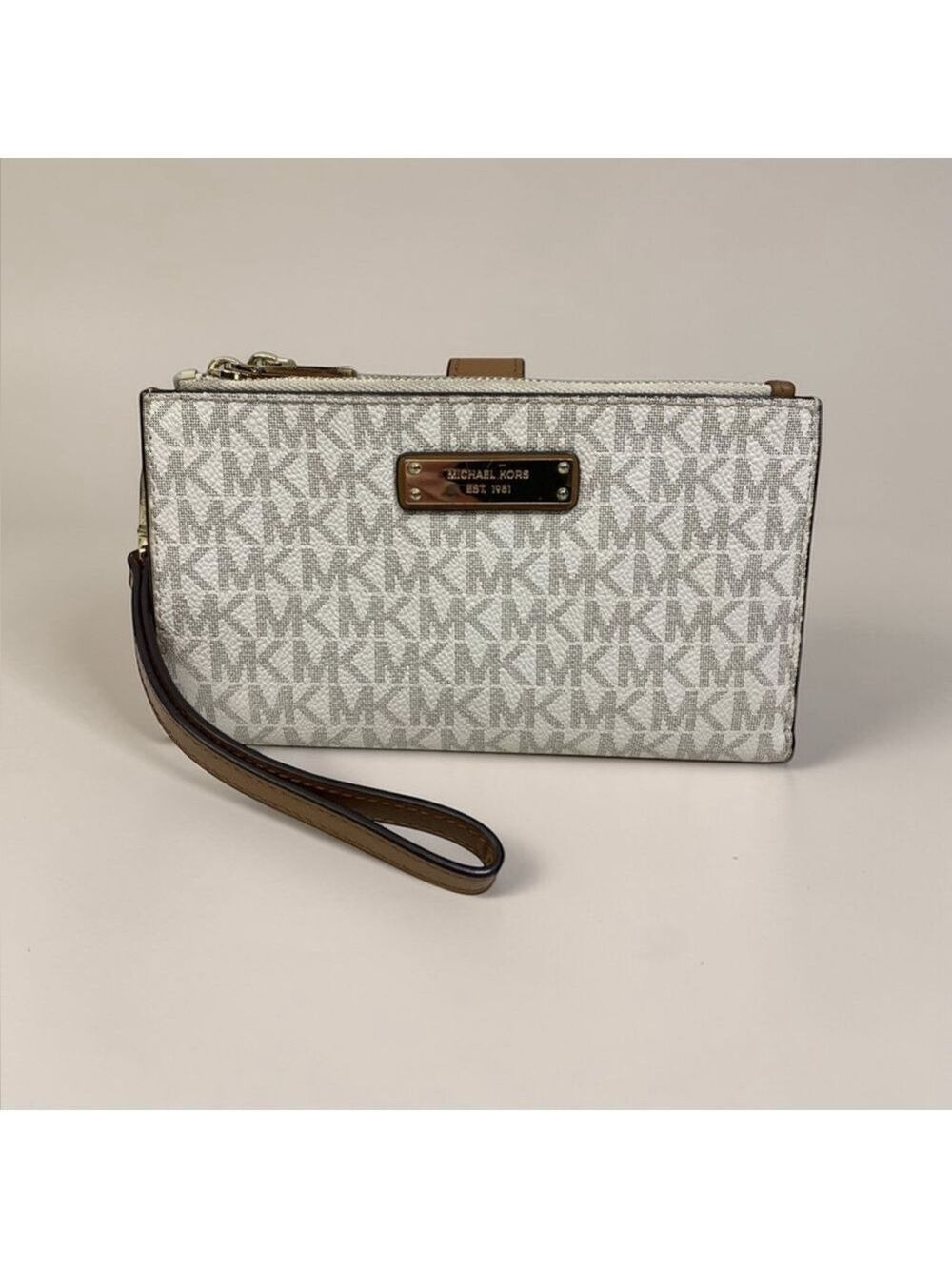 Michael Kors Vanilla Logo Smartphone Wallet Wristlet